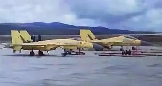 国产歼-11D和歼-16都具有三代半水平,前者仍未装备,后者数量已经很多