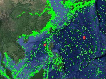 黄岩岛和冲之鸟礁的地理位置对比