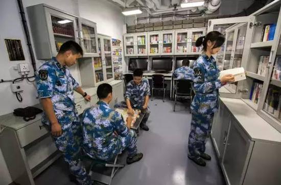 上网、看书还是下下棋,大脑的PK来这里!