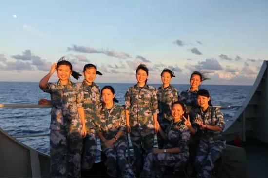 合肥舰女兵集体亮相,真的都很美!(我知道你们就在等这一张哼~)