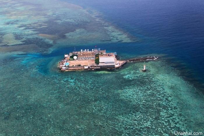 四、072登陆舰能够参加南海建礁施工,与其技术特点密不可分。