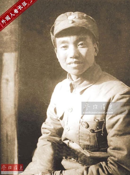 资料图:萧克将军。