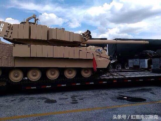 图片:美国M8空降火炮装甲平台。
