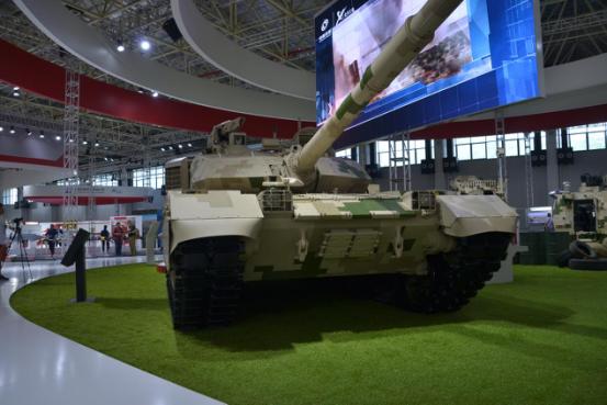 VT-4坦克