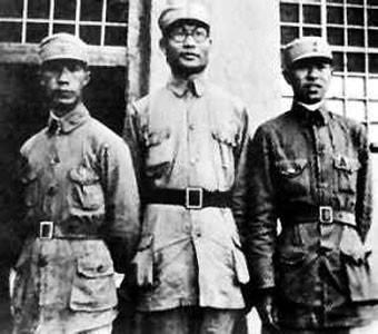 本文摘自:中国共产党新闻网,作者:孙国,原题:《萧劲光组建红色“御林军”留守延安》