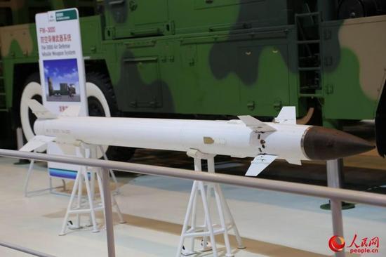 2014年珠海航展上的FM3000中近程防空导弹