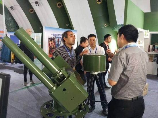 该系统在本届珠海航展上受到多国专业用户关注(博驰光电公司网站 图,下同)