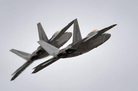 图:F22至今被美国专门立法禁止出口