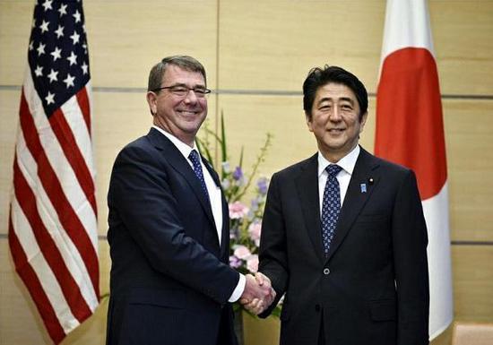 6日,卡特和安倍进行了会晤