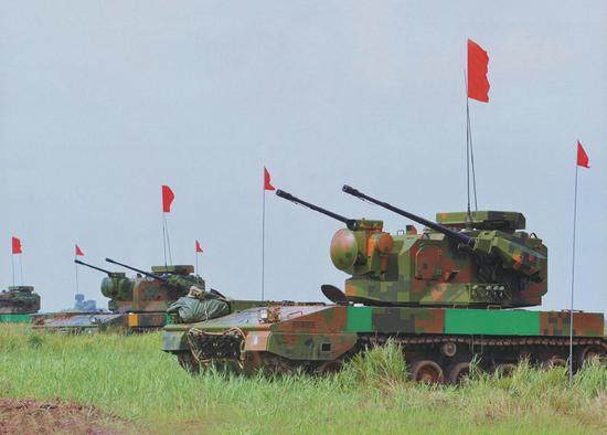 图示:中国PGZ-07自行高炮