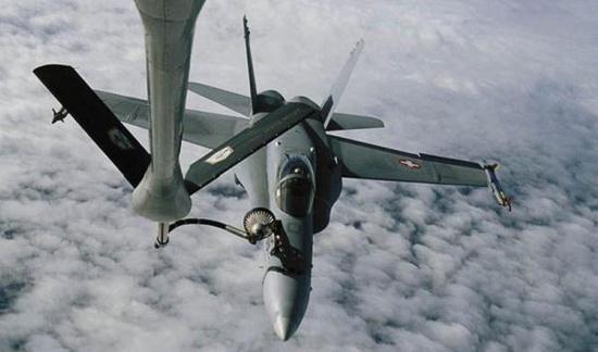 歼-13改相当于一架单发型F/A-18