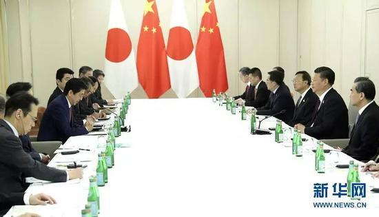 7月8日,国家主席习近平应约在汉堡会见日本首相安倍晋三。