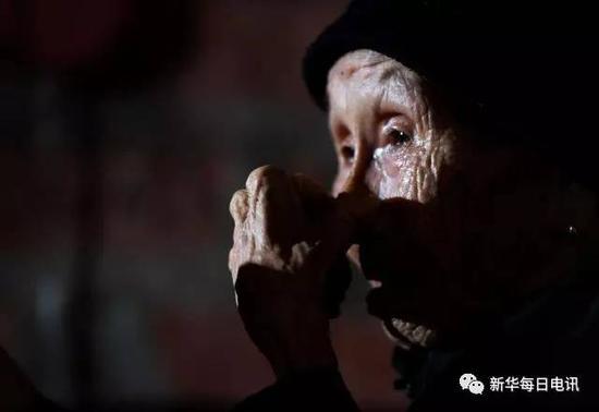 黄有良生前影像。新华社记者杨冠宇摄
