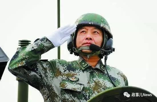 今年3月,指挥信息系统装备方队领队、原总参信息化部副部长安学,出任南部战区陆军副参谋长。