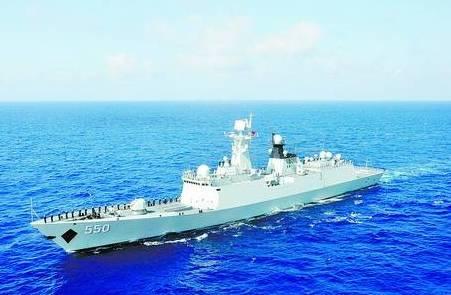 “潍坊”舰全长130多米