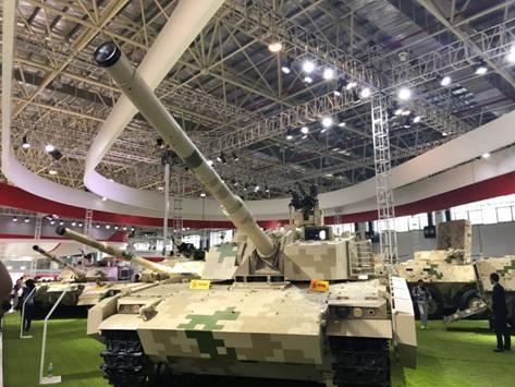 ▲VT-5的105mm主炮也用了L7的技术