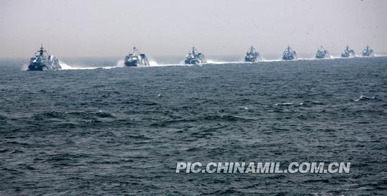 2009年的中国海军,可以算是“空潜快”力量的巅峰时刻