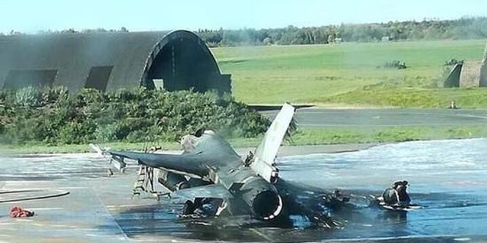 F16维护时突然开火击毁2架己方战机 达索或成