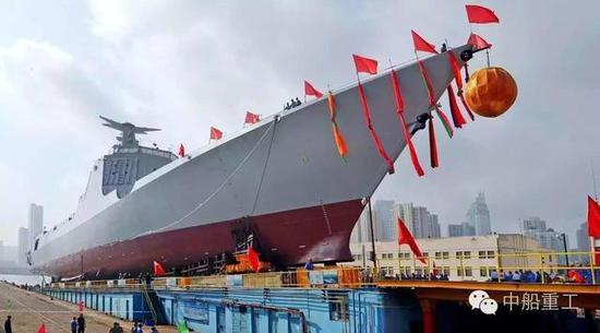 图片:大连厂建造的052D“齐齐哈尔”舰