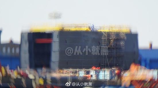 网上流传的疑似第八艘055大驱分段