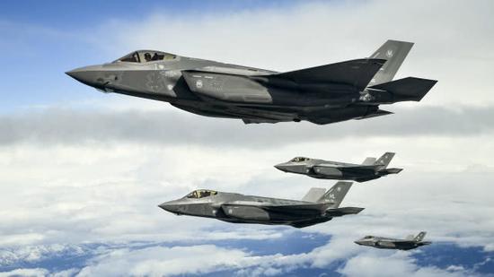 图片:美军F-35A机群