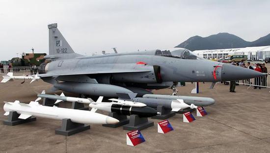 (马国空军招标轻型战机,“枭龙”与LCA有望同台竞技)