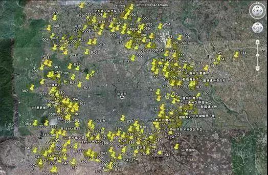 北京的“垃圾围城”地图,黄色为垃圾场