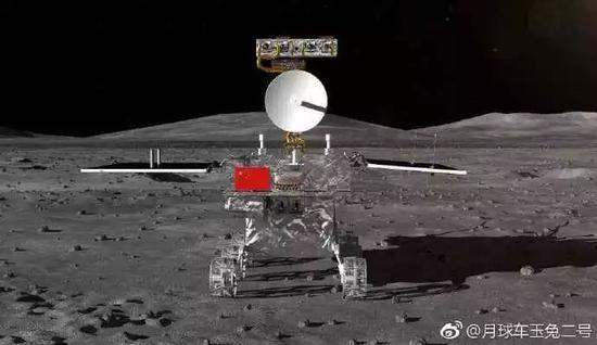 图片:微博ID“月球车玉兔二号”公布两个好消息,一个是胸口的五星红旗能耐200度高温,二是中国将建立月面科考站。