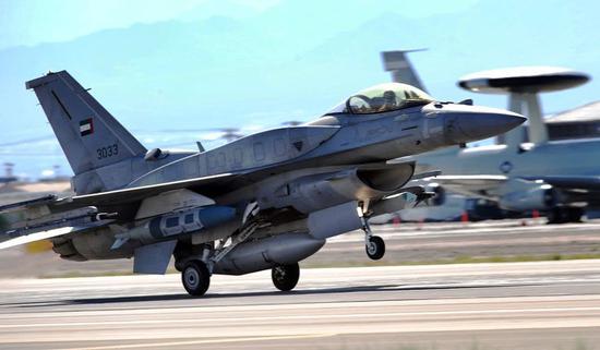 图片:土豪国还有F-16E