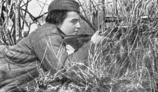 俄国女狙击手
