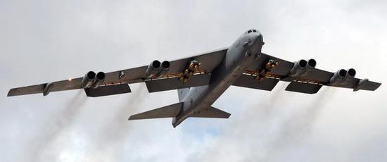 B52作为美国空军的牛魔王,从越战开始发飙,不停为美国征战