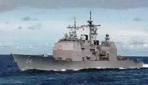 美国海军“安提坦”号导弹巡洋舰