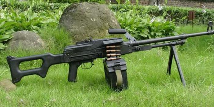 中国正研7.62毫米新型通用机枪 5.8毫米口径将淘汰