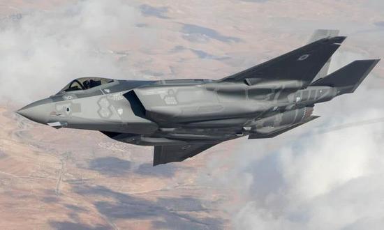 F35