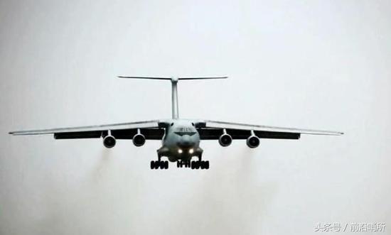 中国空军伊尔76运输机