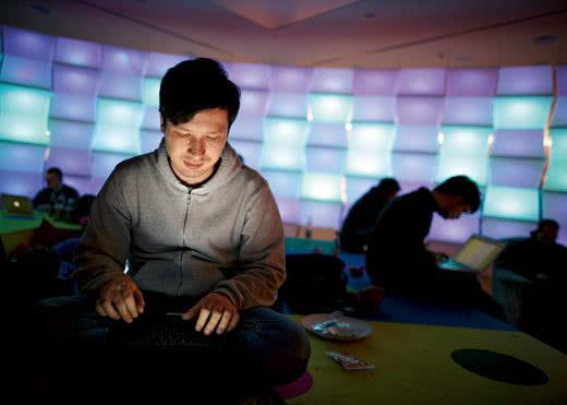 图片:黑客攻击也可能是的电网瘫痪。