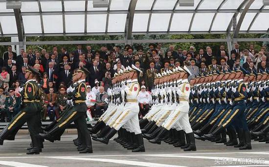 中国解放军亮相白俄罗斯独立日阅兵式