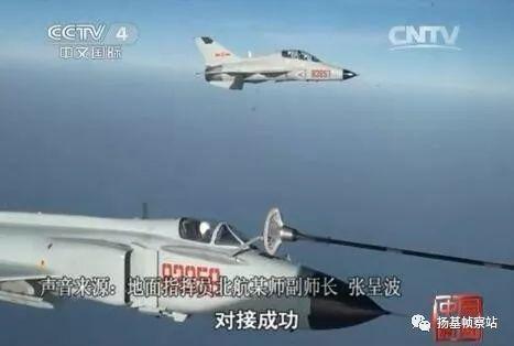 尽管并没有空中受油管,“山鹰”也会在空中加油训练中帮助新飞行员进行观察教学和模拟接近等动作