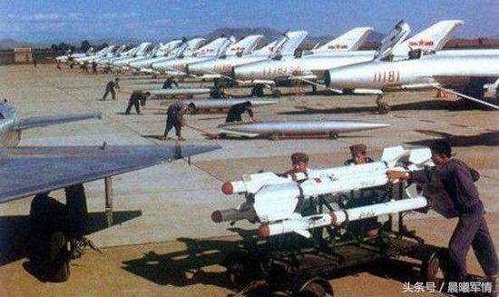 80年代中国空军装备的 “国产新型战斗机”