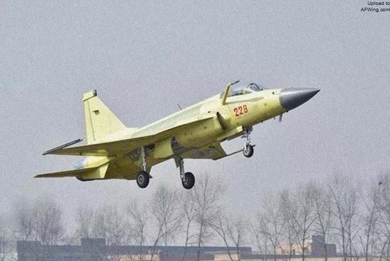 JF-17 Block 2原型机
