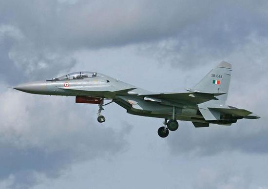 SU30