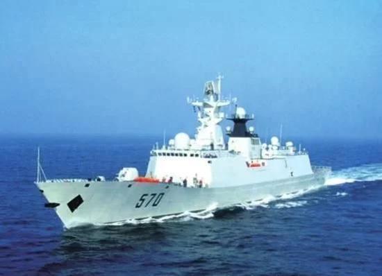 中国海军“黄山”号导弹护卫舰