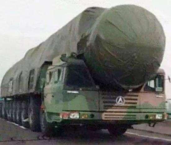 DF-41 疑似载具