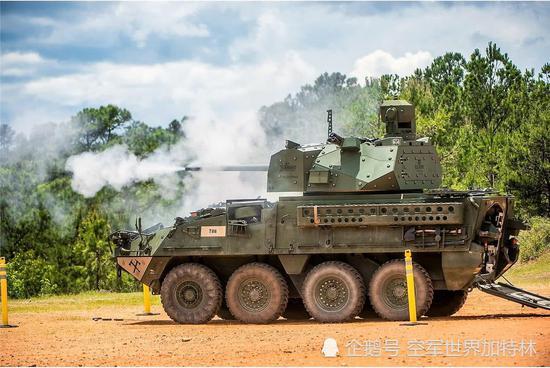 美国陆军在本宁堡基地展示了这一最新型的斯特瑞克轮型装甲战车改进型。