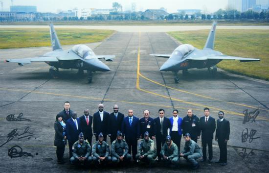 L-15连赞比亚也能买得起,“国产智能机”即将纵横轻型战斗机市场