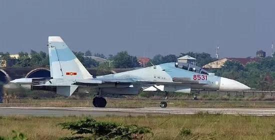 越南空军装备的苏-30MK2战斗轰炸机