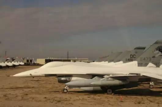 美国空军退役的F-16,它是EDA飞机的来源