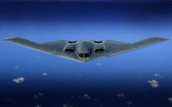 B-2 是美国空军具备低可探测性和高生存率的远程打击平台