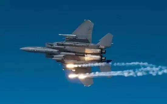 日本F15战机