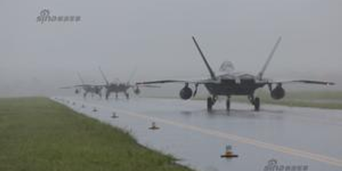 美海军主力战机无法战胜歼20_手机新浪网